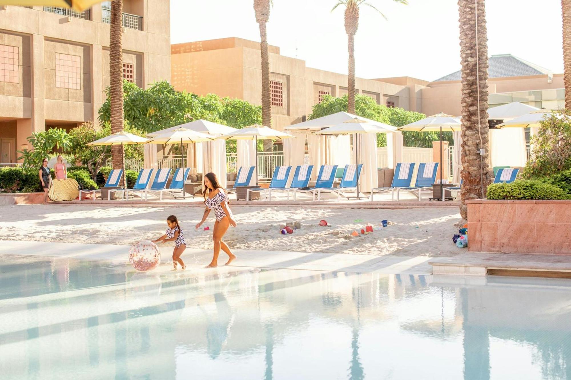 Hotel Renaissance Esmeralda & Spa,